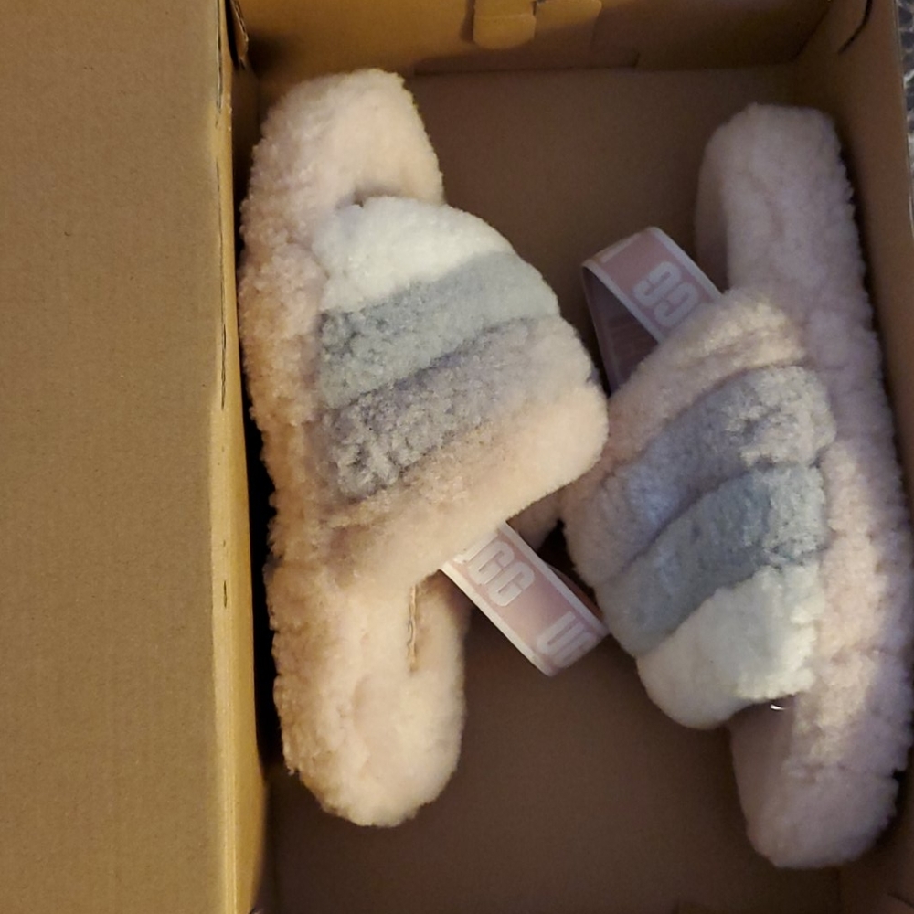 Ugg slide